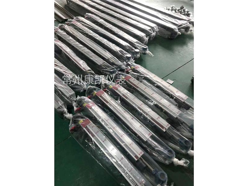 磁翻板液位計