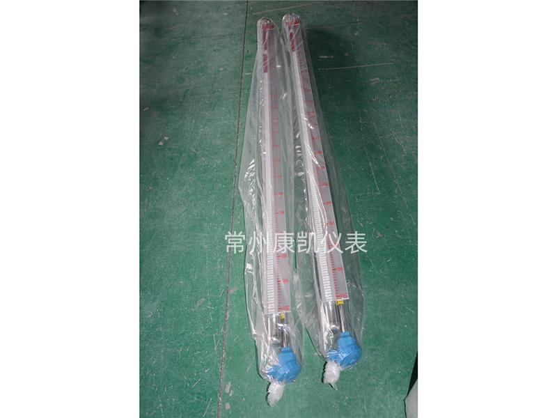 磁翻板液位計(jì)